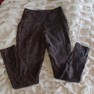 Brown snake skin design stretch pants